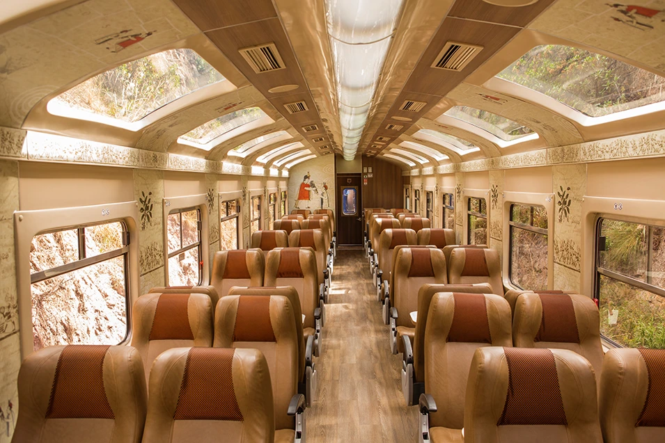 Tren de expedición PeruRail a Machu Picchu
