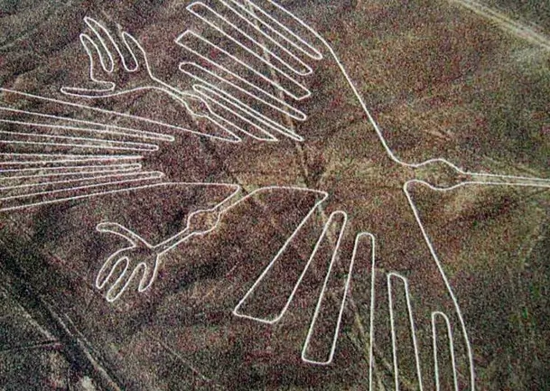 Vuela sobre las Líneas de Nazca desde el aeropuerto de Nazca